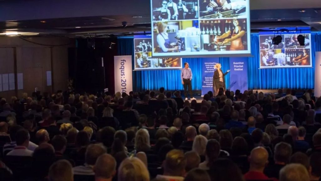 Foto de Evenia Olympic Resort  y Palacio de Congresos 11