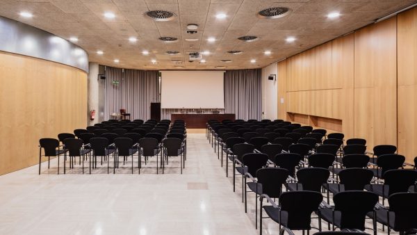 Foto de Auditori L’Illa 4
