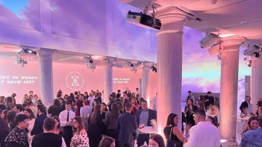 Foto de LUMENTIUM – Inmersiva Experience PRO 18