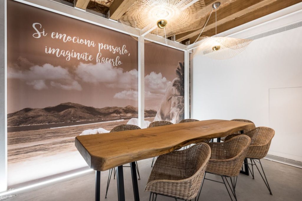 Photo of PANGEA The Travel Store Barcelona 4