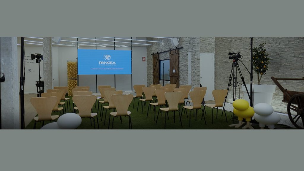 Foto de PANGEA The Travel Store Valencia 7