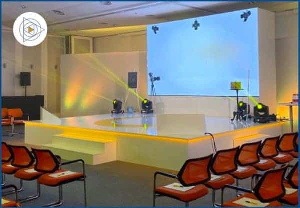 Photo of Innomedia Alquiler de tarimas y escenarios 5