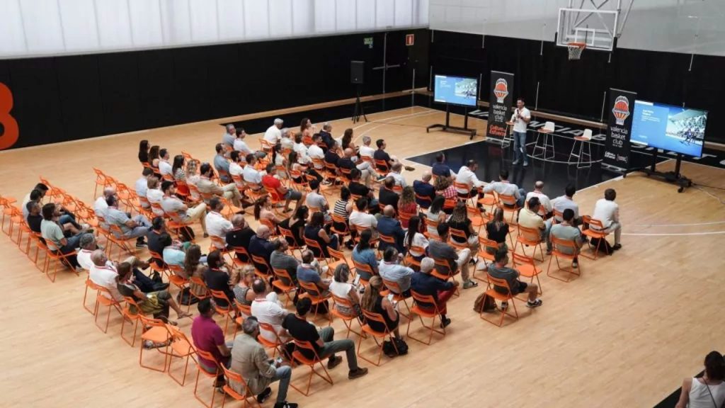 Foto de L’Alqueria del Basket de Valencia 4