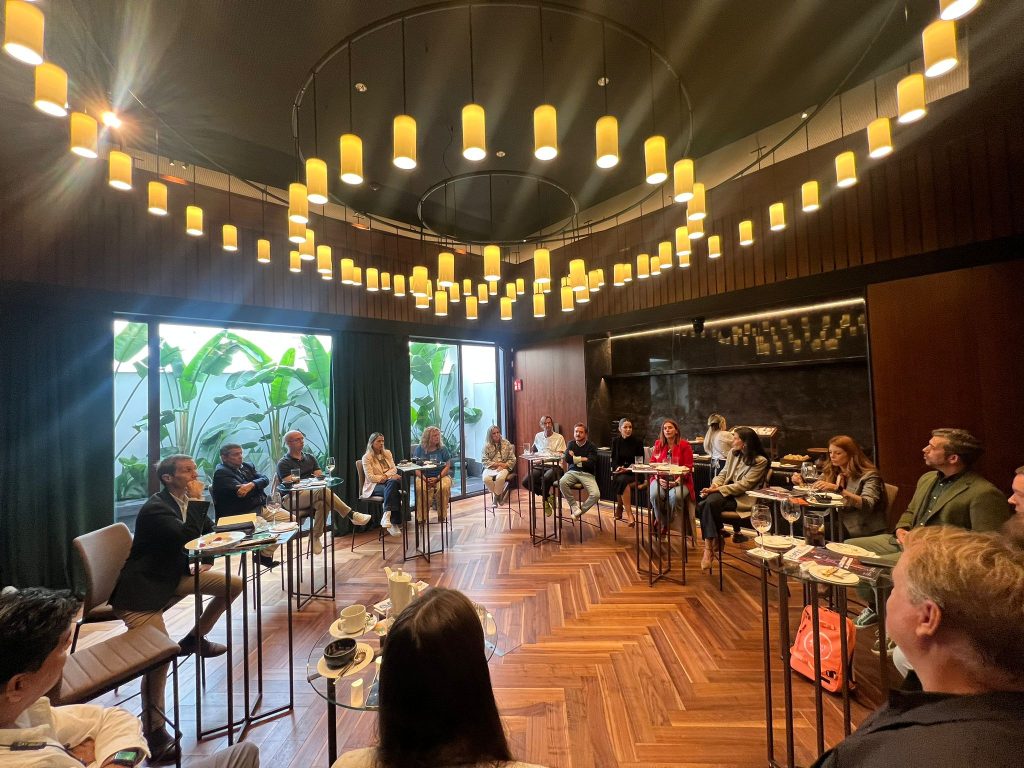 ¿Cómo ven las agencias este final de año?