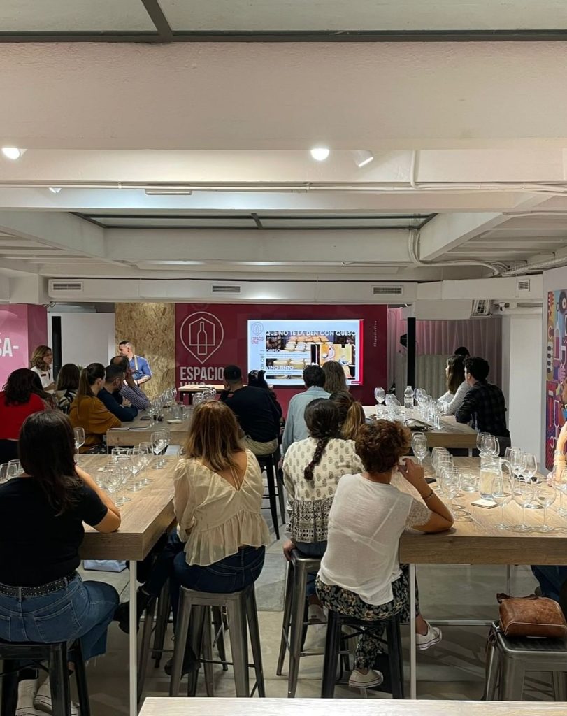 ¿Por qué no piensas en una estrategia extendida con tu cliente en lugar de un evento puntual?  