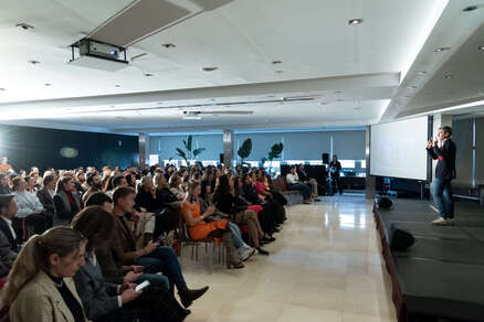 Foto de Presentación Estudio de Mercado 2024 MADRID 2