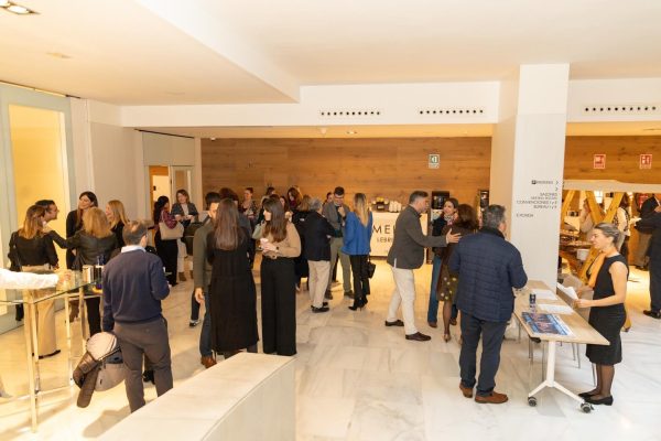 Foto de Presentación Estudio de Mercado 2024 BILBAO 4