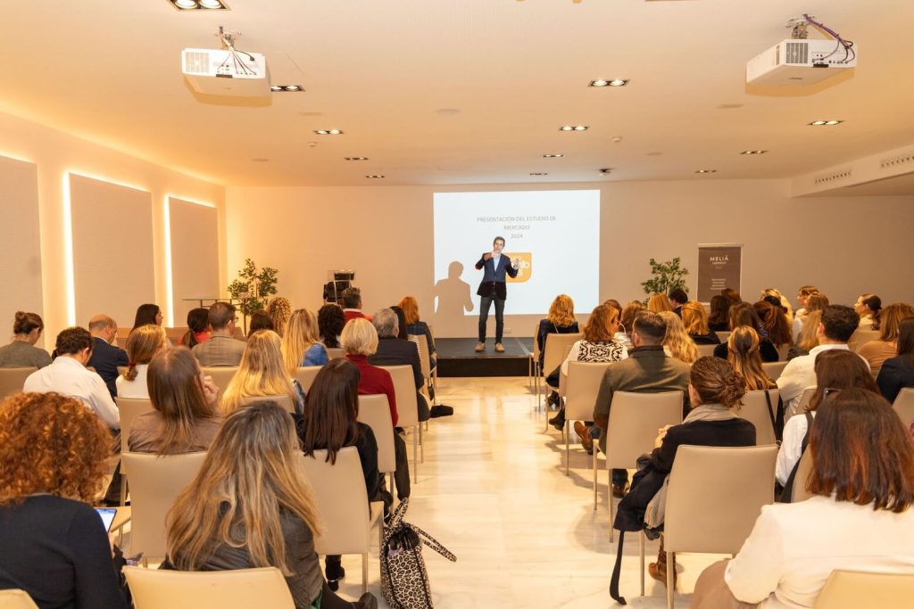 Foto de Presentación Estudio de Mercado 2024 BILBAO 14