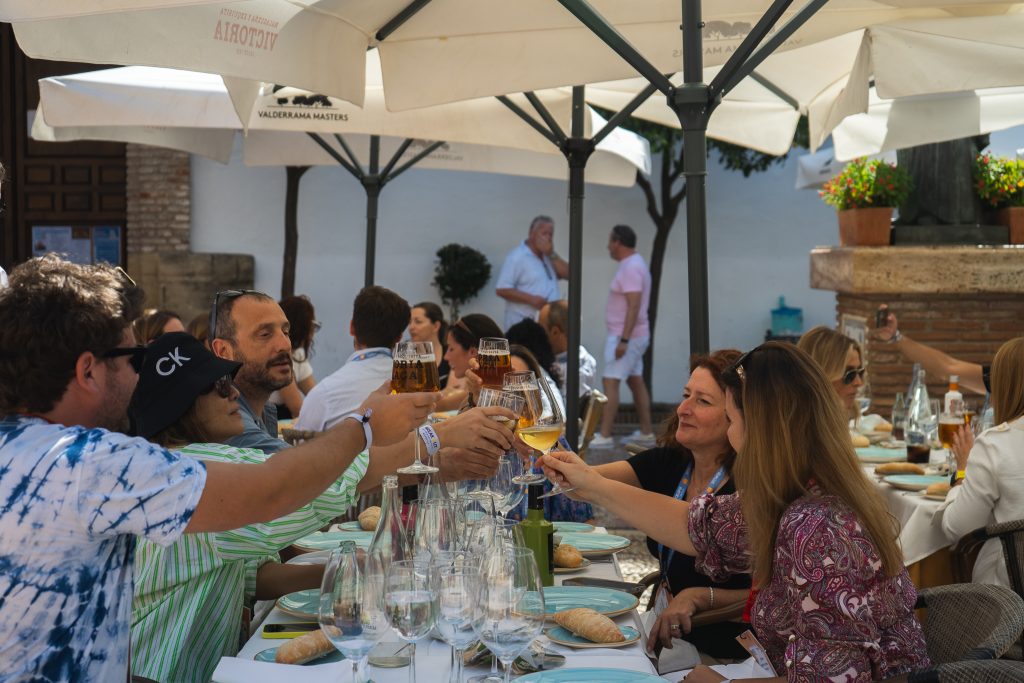 Foto de MIS International 5th Edition 4