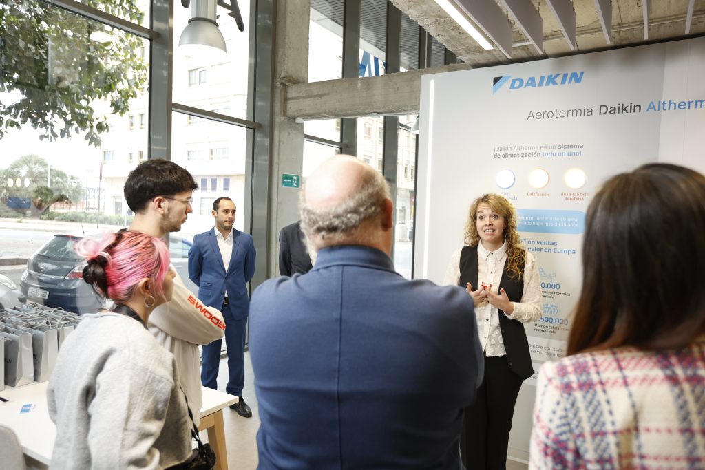 ¿Cómo montar un experience center? Así es el AireXperience By Daikin en Málaga