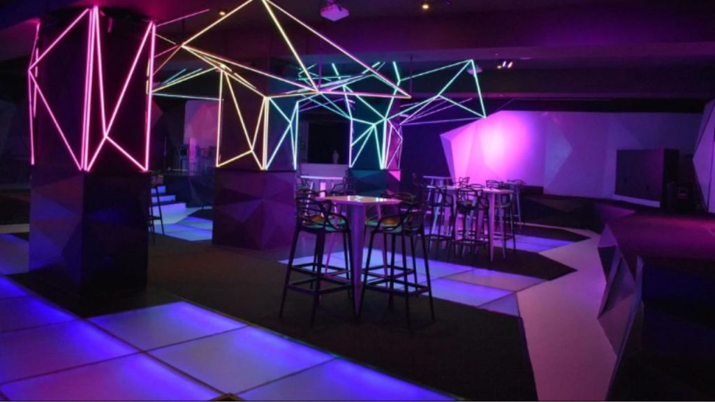 Showroom Fashion Bar - eventoplus.com