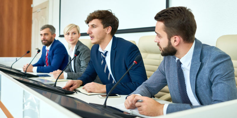 El debate y su importancia como herramienta de comunicación