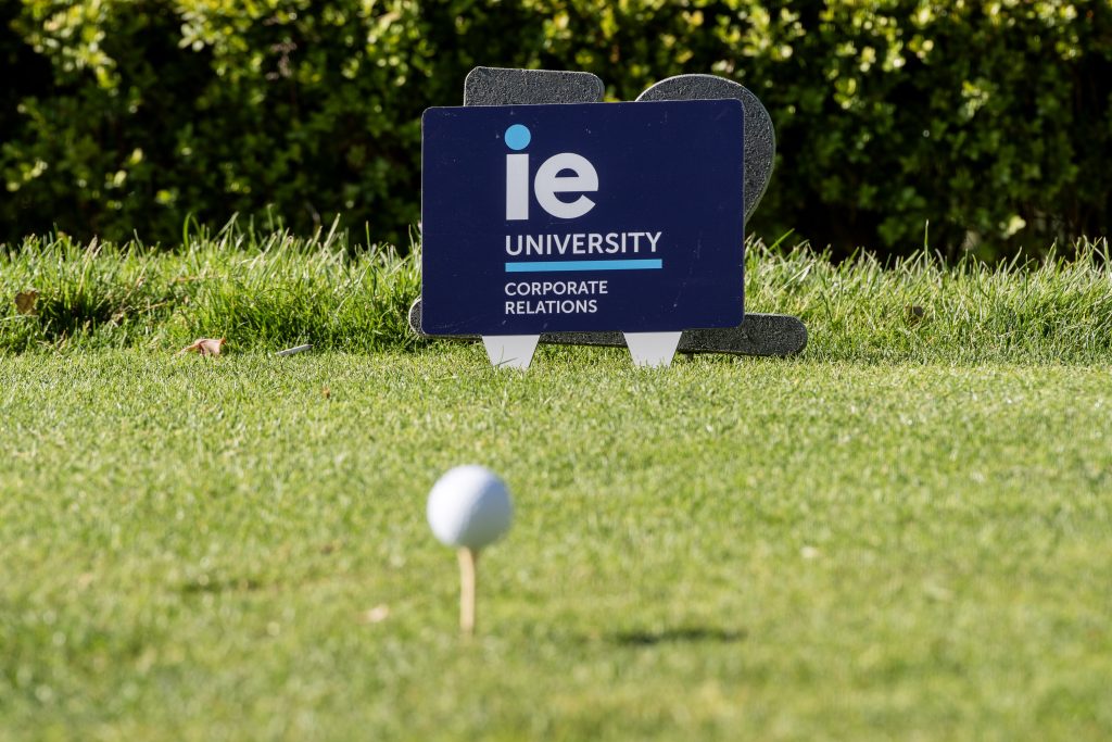 XPLORA EVENTS organiza un exclusivo torneo de golf para el IE