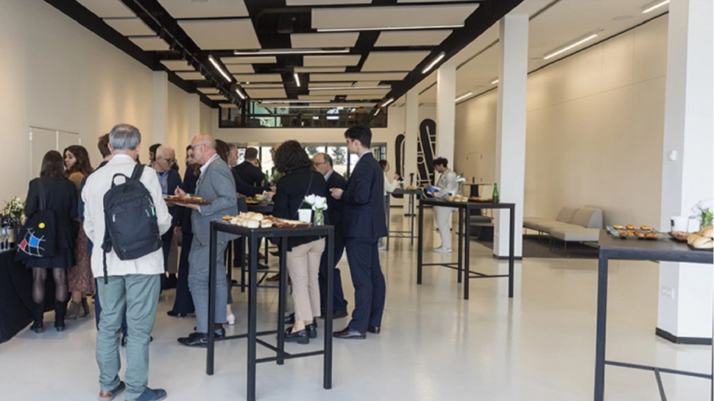 Photo of BIOHUB VLC 8