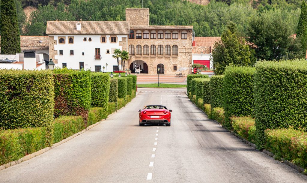 Descubre la esencia del mejor vino de Cataluña con un evento único