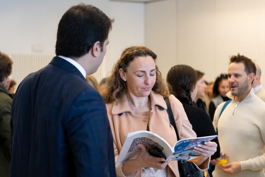 Foto de Presentación Estudio de Mercado 2025 MADRID 49