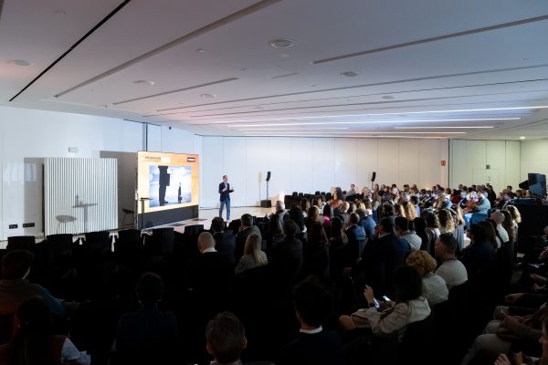 Foto de Presentación Estudio de Mercado 2025 MADRID 2