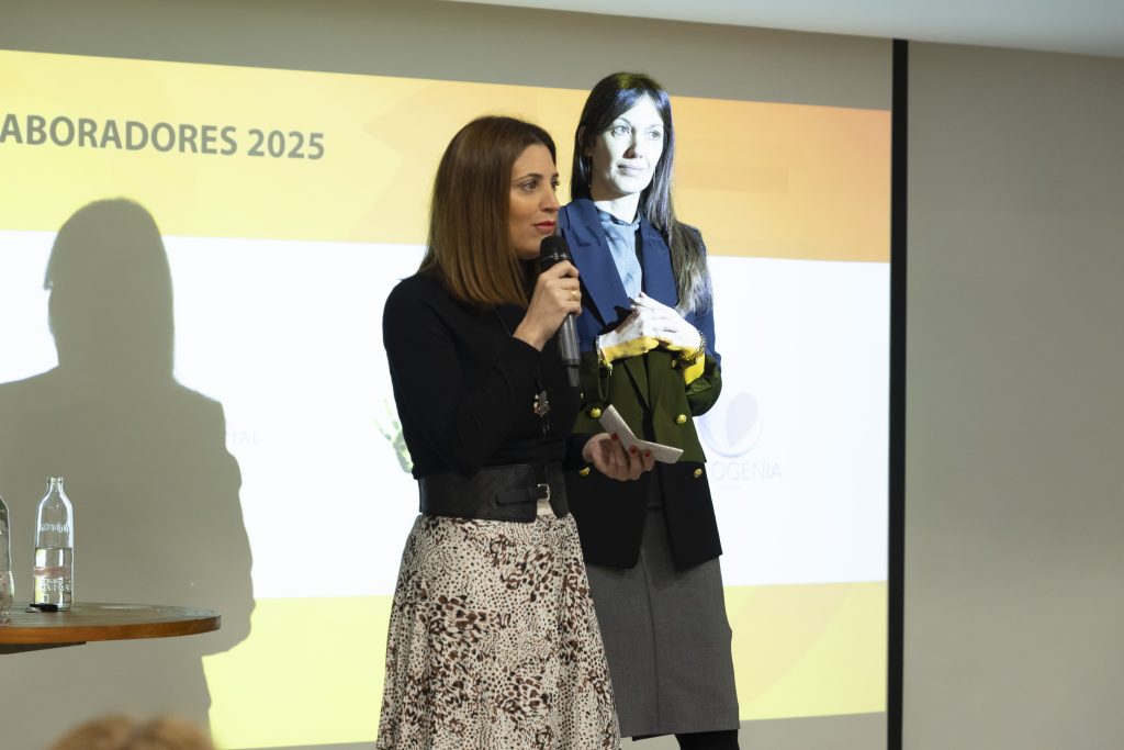 Foto de Presentación Estudio de Mercado 2025 SEVILLA 77