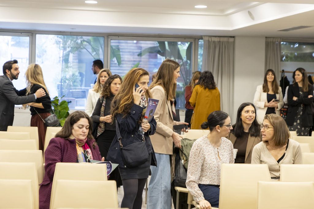 Foto de Presentación Estudio de Mercado 2025 SEVILLA 87