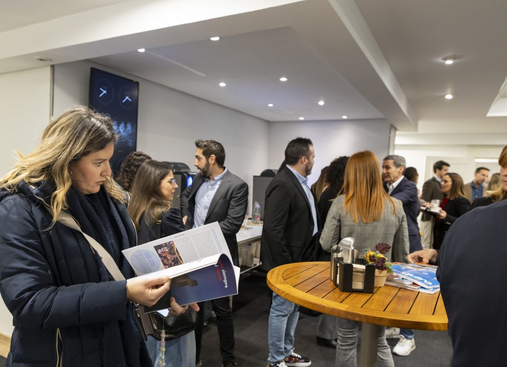 Foto de Presentación Estudio de Mercado 2025 SEVILLA 52