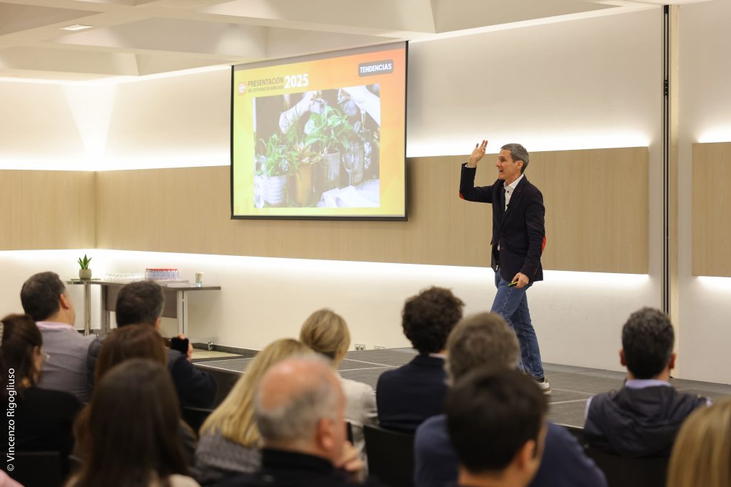 Foto de Presentación Estudio de Mercado 2025 BARCELONA 28