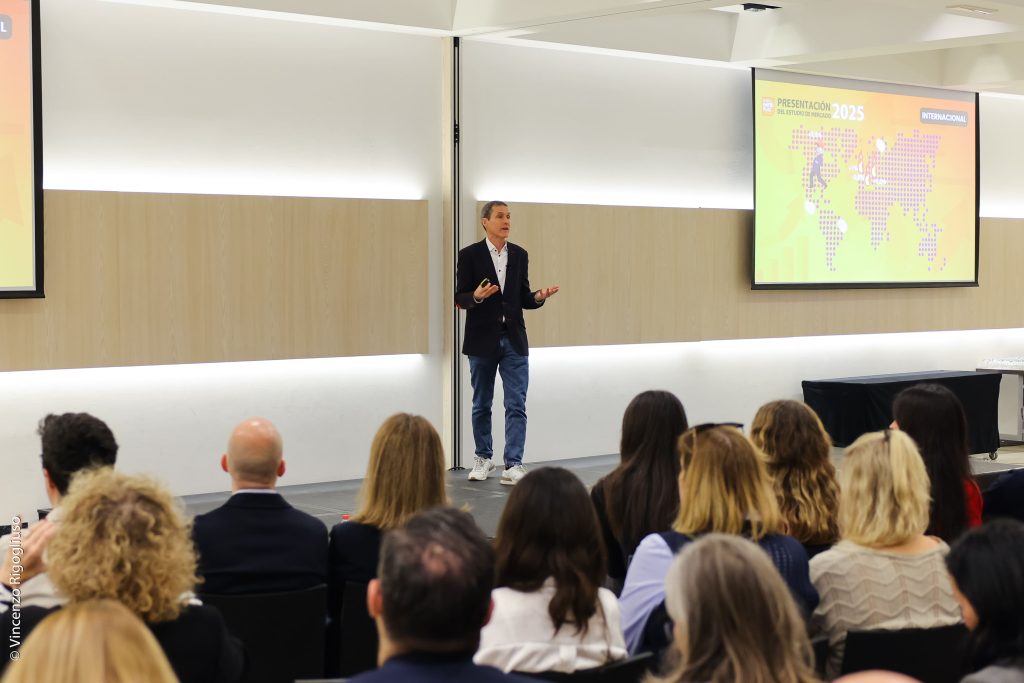 Foto de Presentación Estudio de Mercado 2025 BARCELONA 41