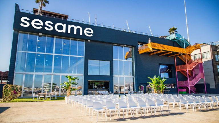 Imagen de Base One