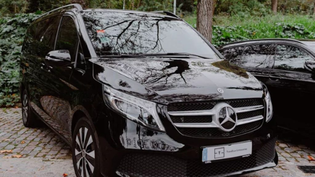 Photo of TravelLux Limousine 3