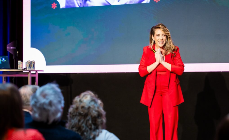 Foto de Romina Zace – Presentadora eventos 6