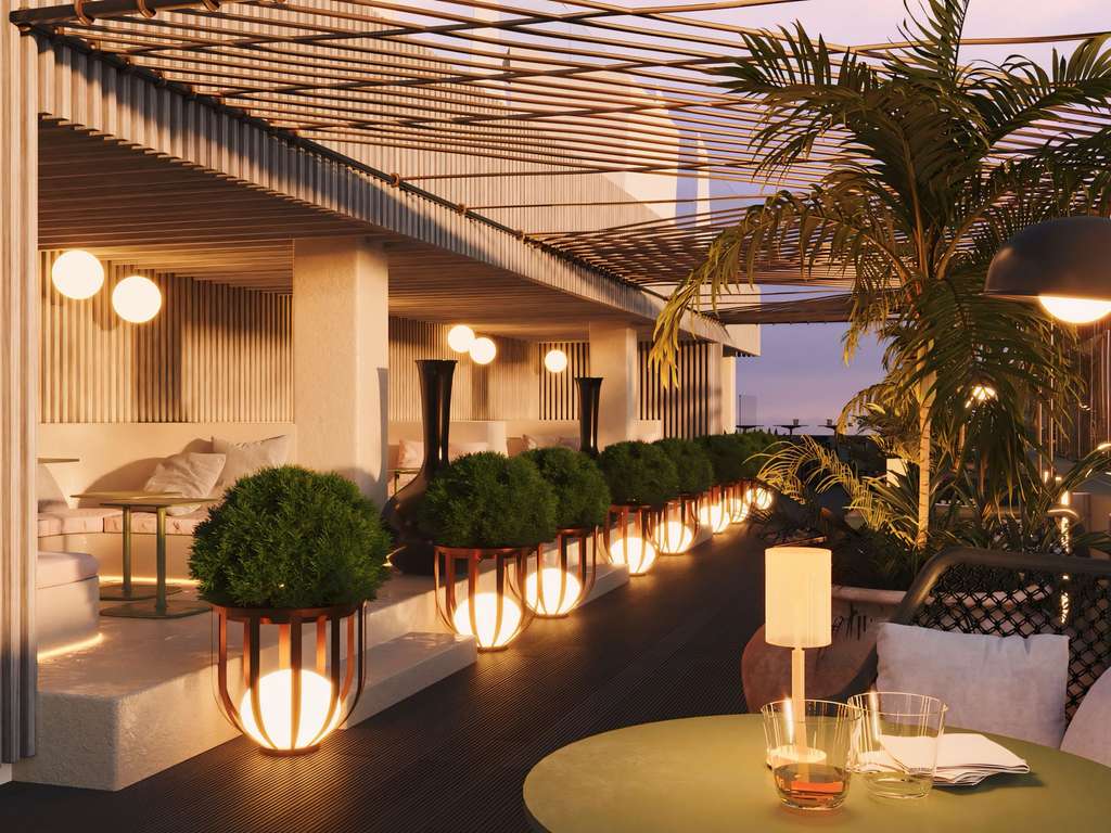 Foto de Novotel Valencia Lavant 1