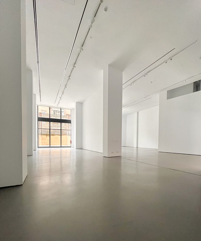 Foto de SCHNEIDER COLAO Espacio/Galeria 1