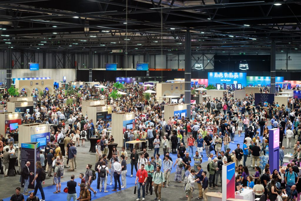 AWS reúne a 10.000 profesionales en un gran encuentro de tecnología cloud