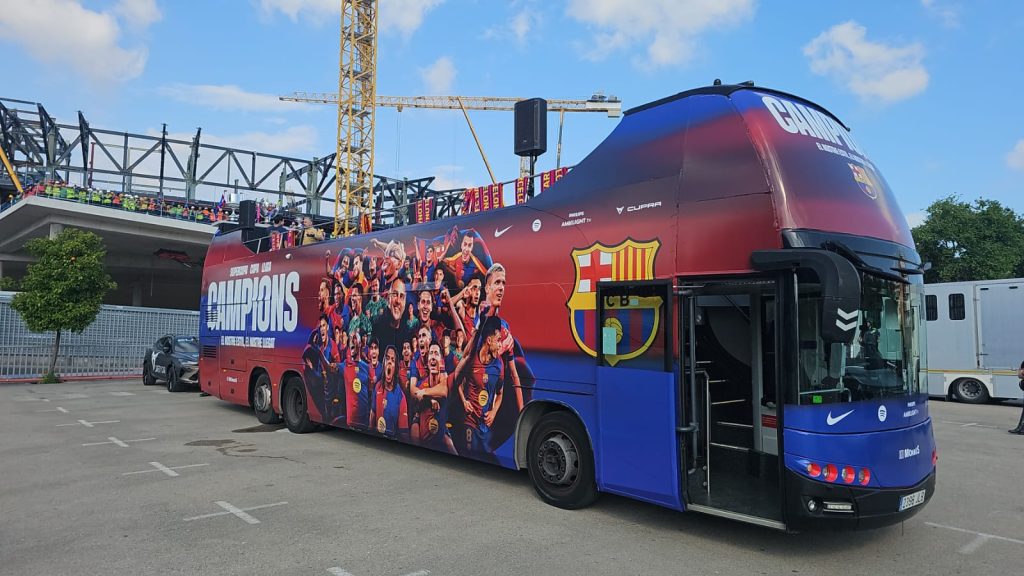 ¡Pasión azulgrana en el Barcelona Bus Turístic!