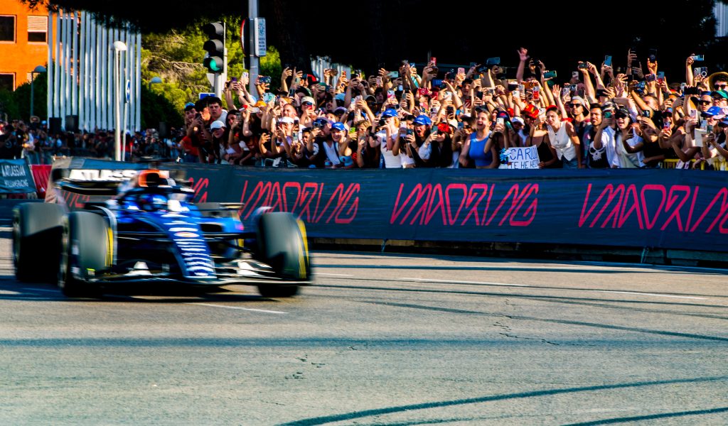 Ifema y Lastlap organizan el primer gran evento de la F1 en Madrid: un tardeo con Carlos Sainz