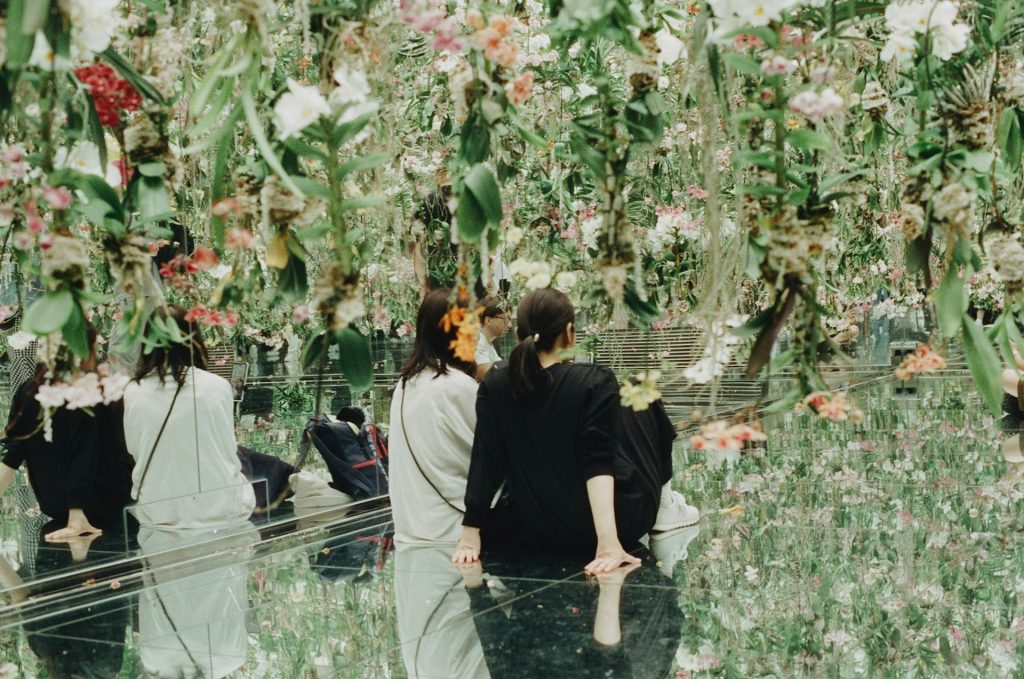 6 tendencias verano 2025 en decoración de eventos