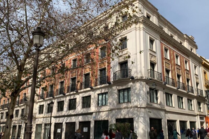 Sevilla continúa con su posicionamiento en el sector del lujo con la apertura del Four Seasons
