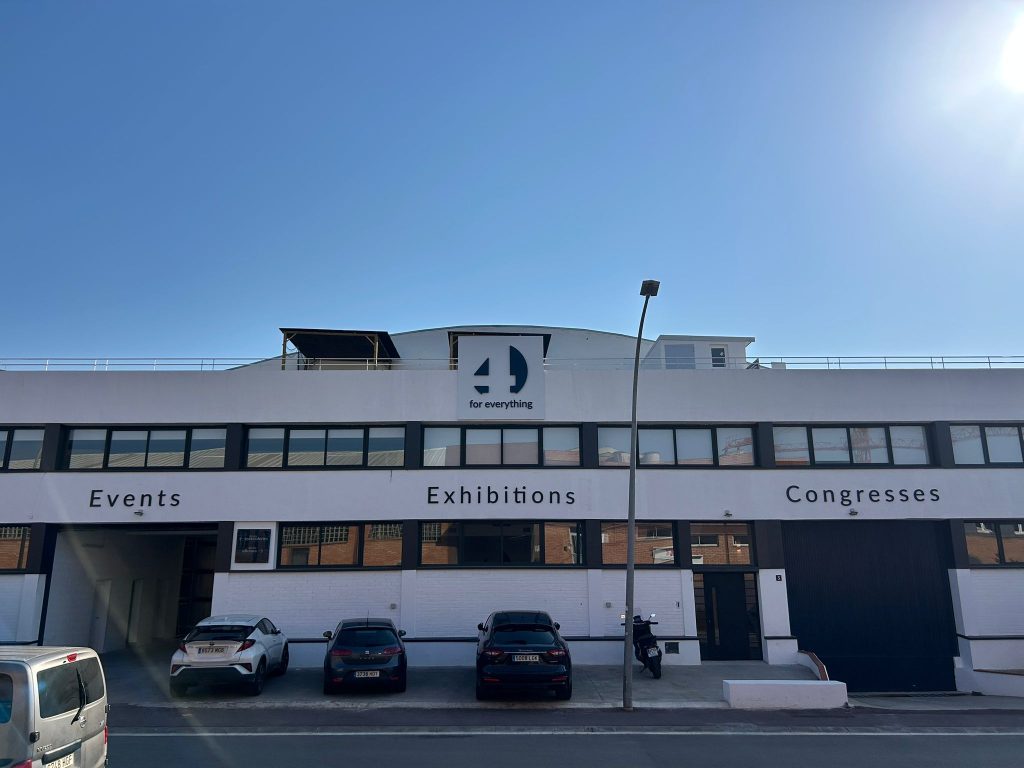 4foreverything inaugura nueva sede en Martorell (Barcelona) con 2.000m2