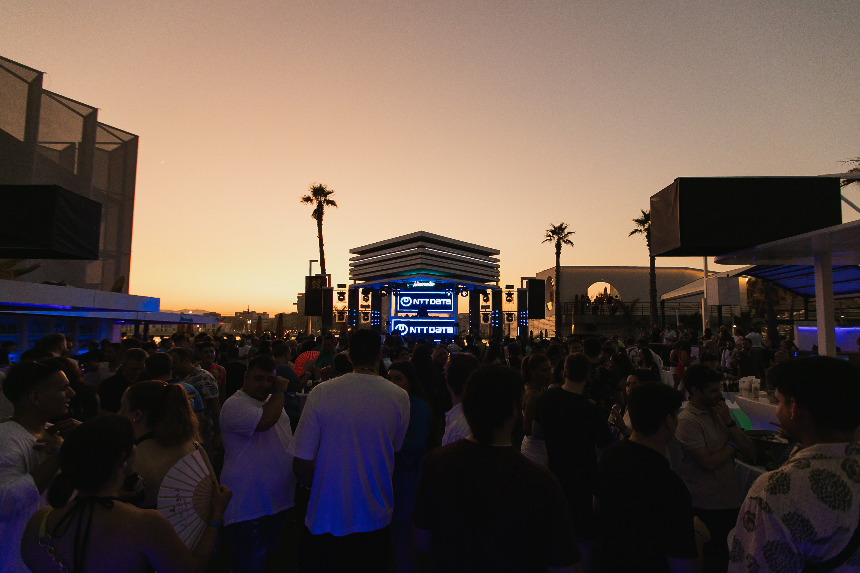 MUT firma su primera fiesta de verano para NTT DATA Alicante