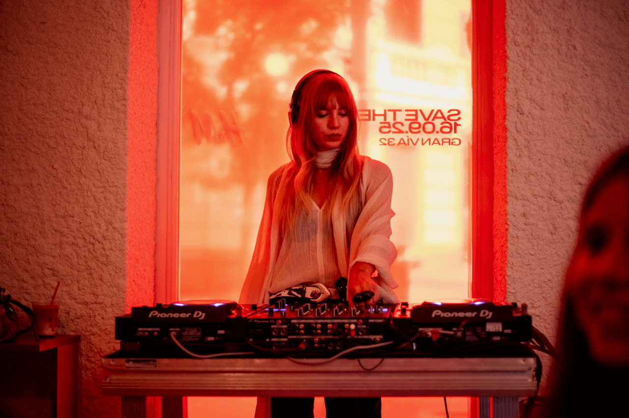 H&M organiza junto a COFI “Save the date Sessions” con motivo de la reapertura de su tienda