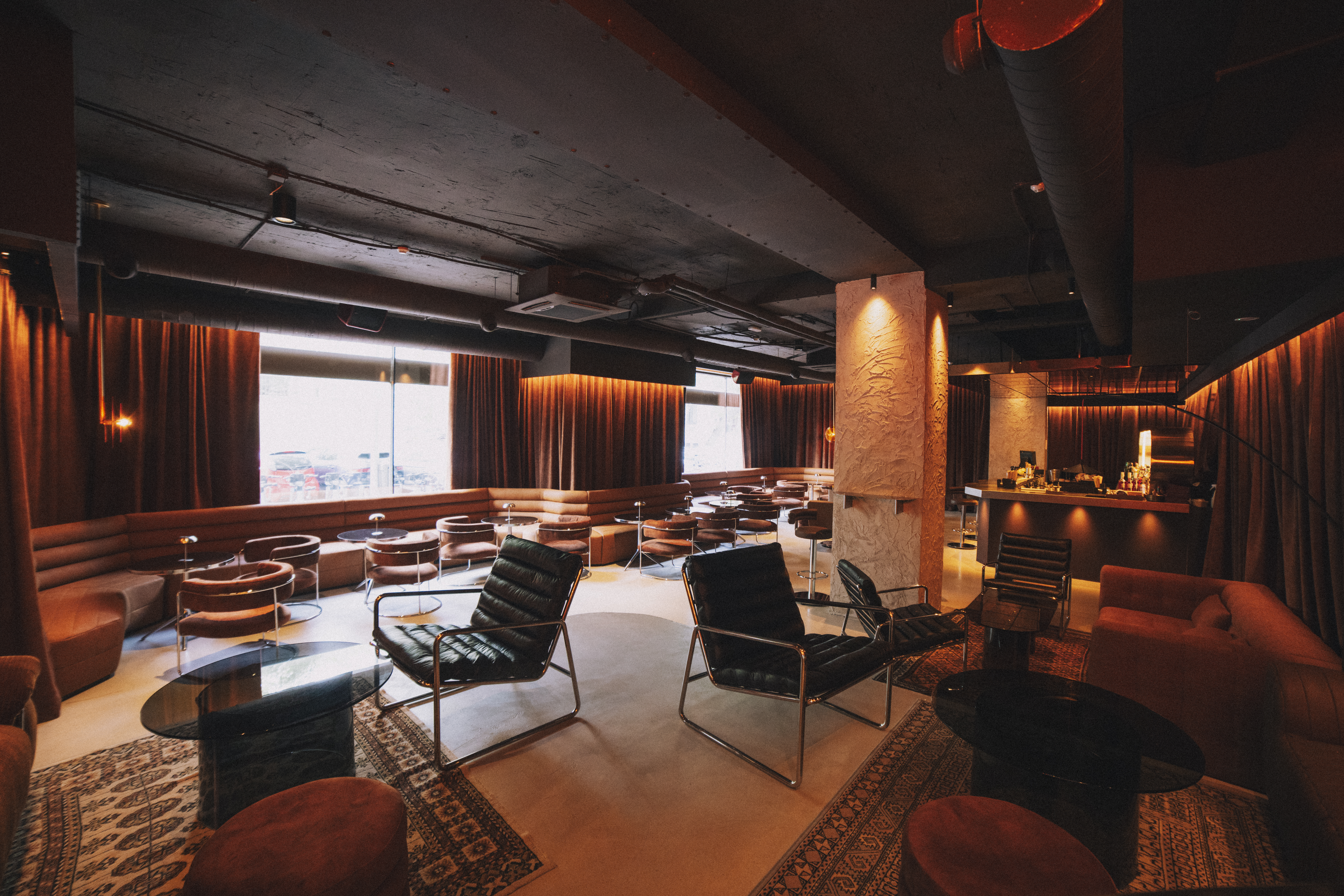 Snake Bar, nueva coctelería madrileña cargada de guiños a la cultura pop abierta a eventos