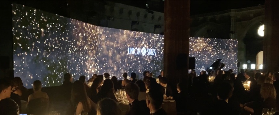 La delicada experiencia inmersiva creada por The Cyranos IRL para Unión Suiza