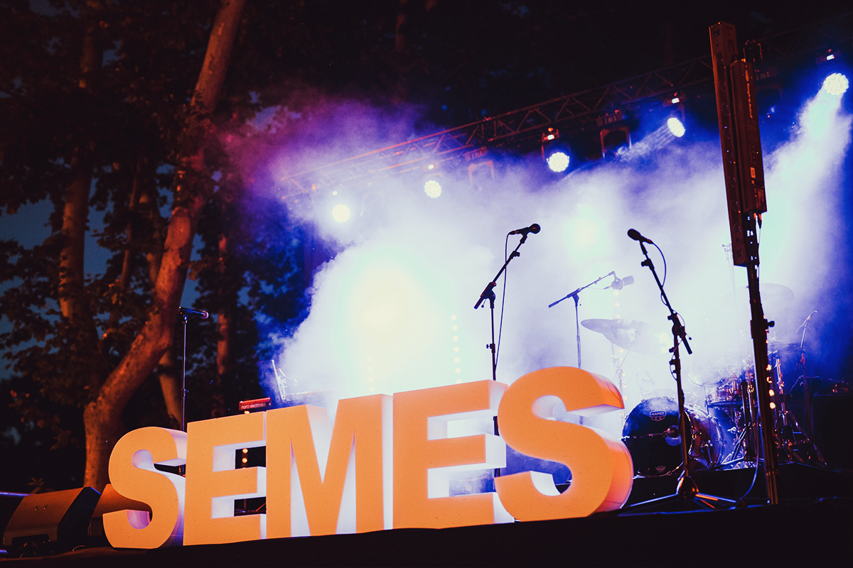 Photo of Divertimento 5