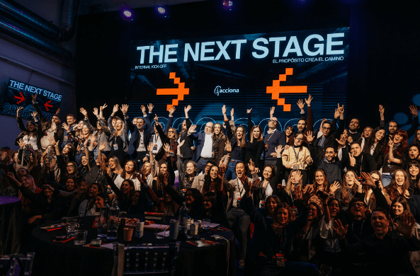 Acciona simplifica su naming, presenta su plan estratégico y ficha a Mónica Diaz