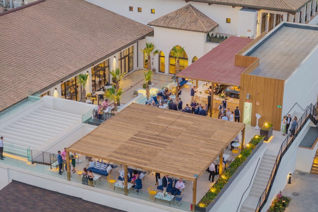 Foto de Impressive Playa Granada 1