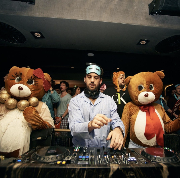 EN PANTHERA, LA PEREZA NO SE EVITA: SE CELEBRA CON UNA PIJAMA PARTY