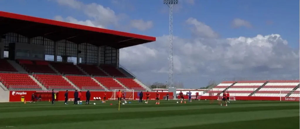 MATCHWORNSHIRT ELIGIÓ EL SÁNCHEZ-PIZJUÁN PARA ‘WORKSHOPS’ CON SUS EMPLEADOS