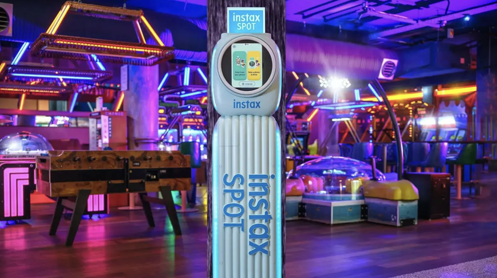 Llega Instax SPOT, nueva solución de fotomatón para eventos 