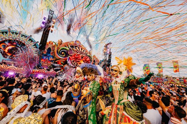 elrow Town Madrid o cómo convertir una pequeña ciudad en un referente