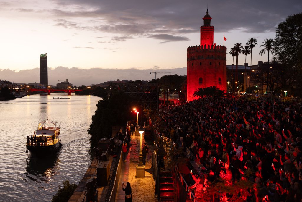 BERLÍN NETFLIX SEVILLA ROSALÍA CRUZCAMPO ESTRELLA GALICIA LA CASA DE PAPEL
