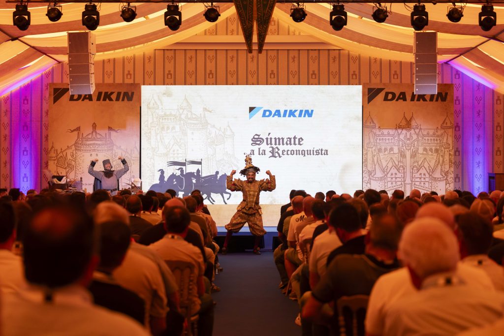 Los instaladores de Daikin celebran su “reconquista” especial en Puy du Fou 